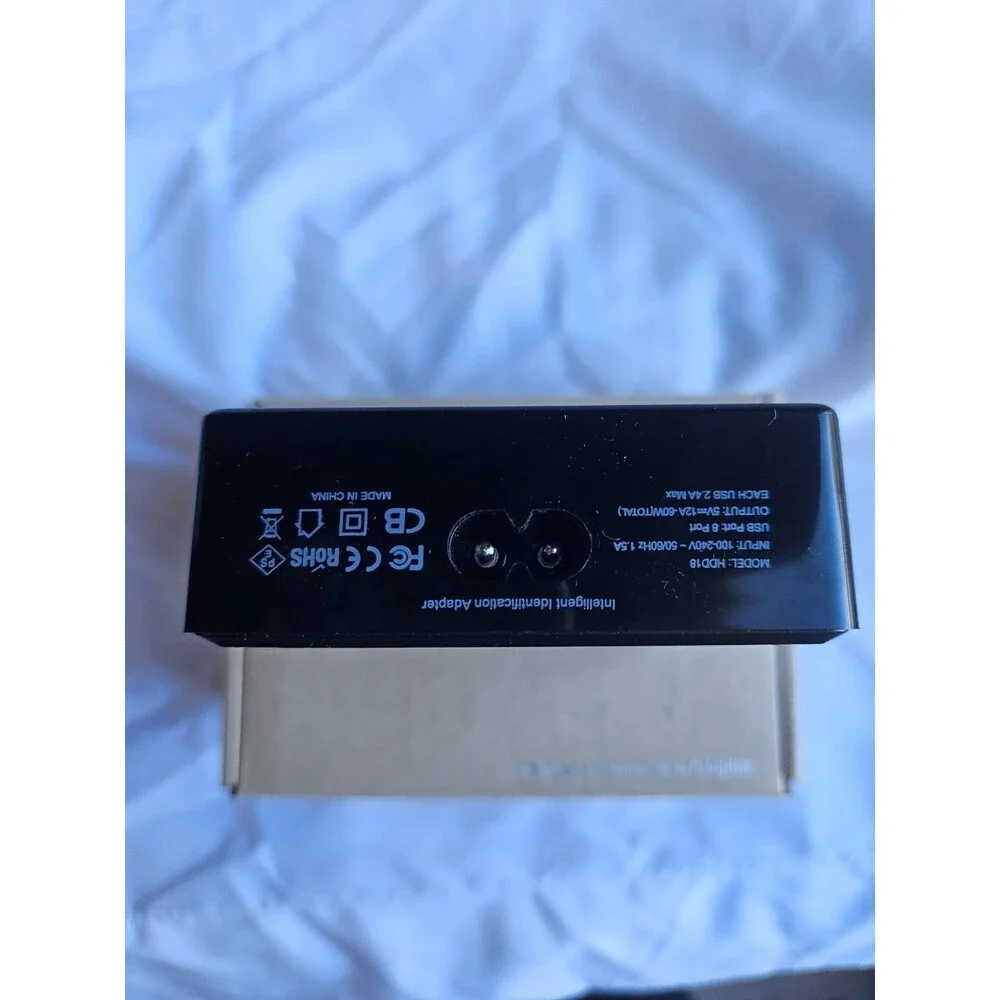 Hunda 8 USB Intelligent Charger Power Bank‎